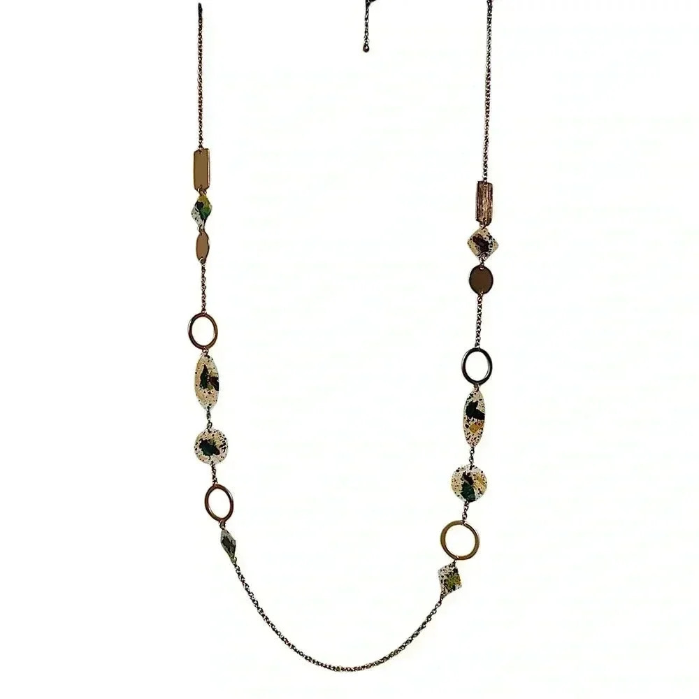 NWOT UNIQUE LONG GOLD PAINT SPLATTER NECKLACE